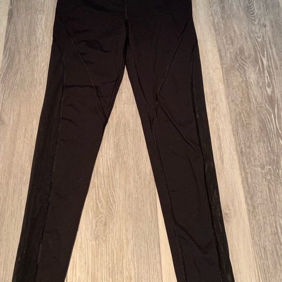 Victoria Secret leggings - Picture 2 of 2